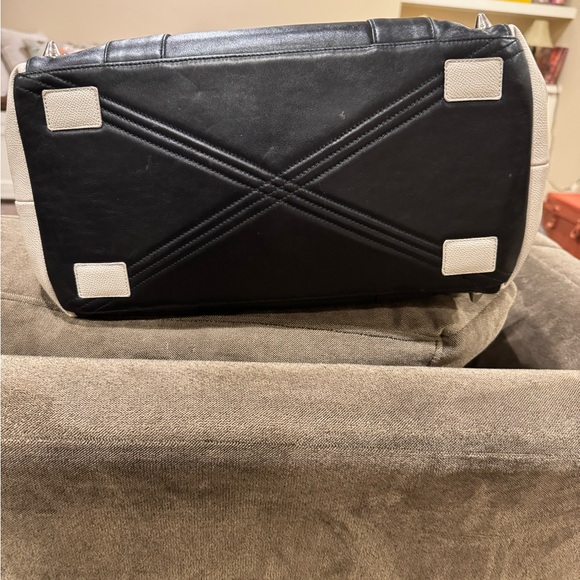 Black and Cream Studded Tote Bag - Picture 4 of 12